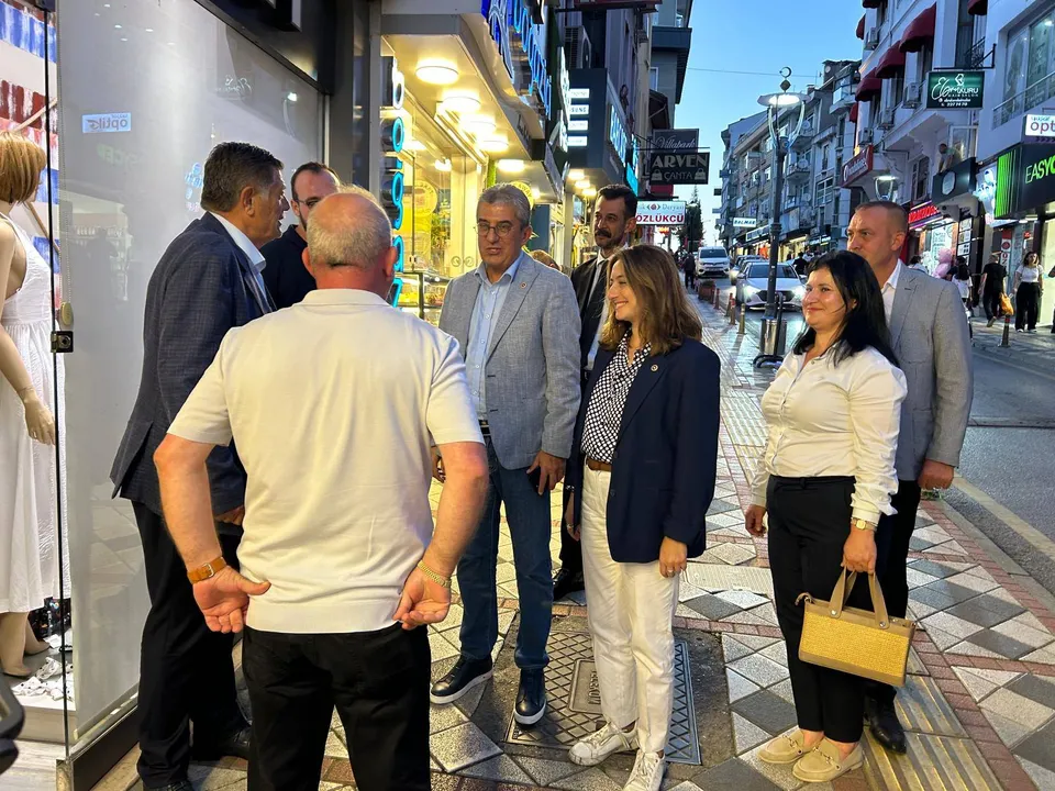 YALÇINKAYA İLE BANKOĞLU YAN YANA
