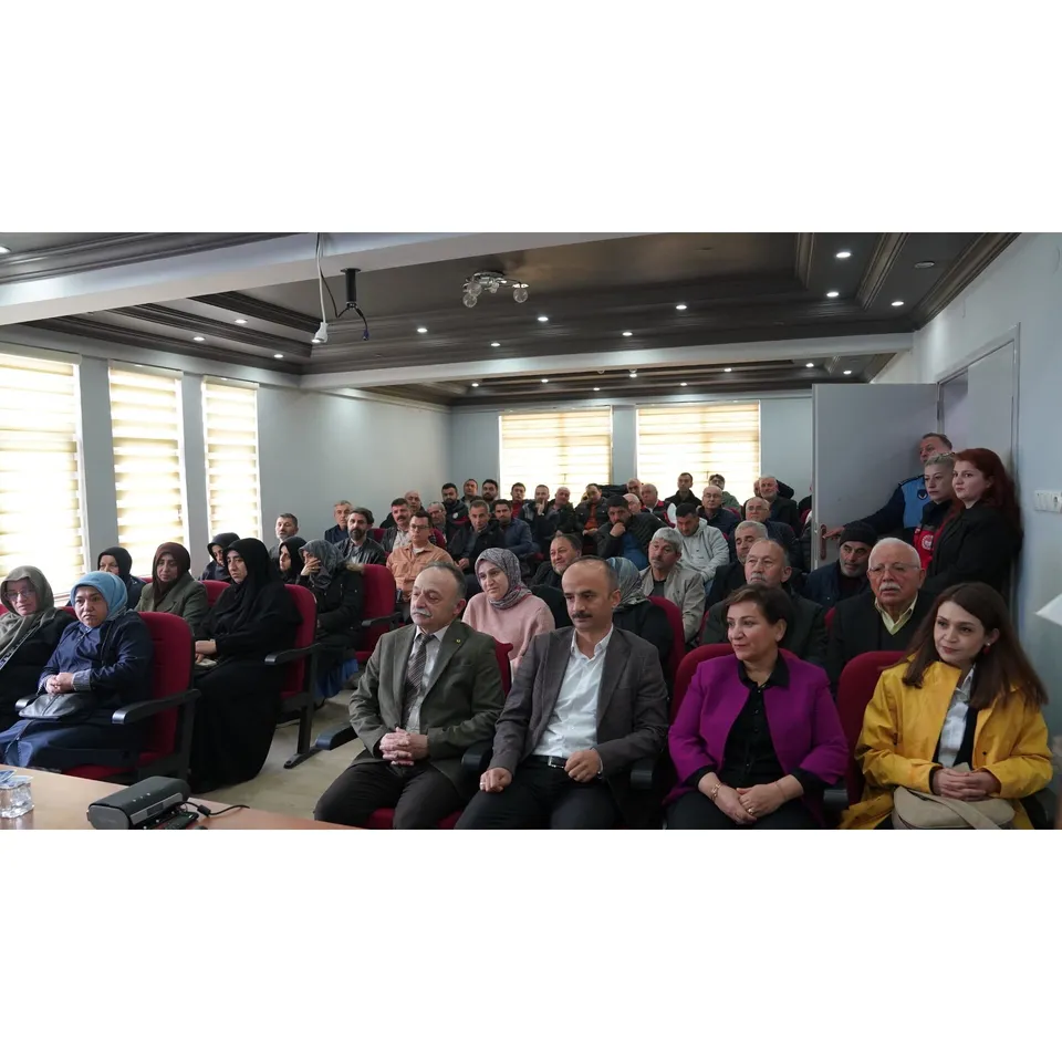 Kumluca’da Arı Yetiştiriciliği Kursuna Yoğun İlgi