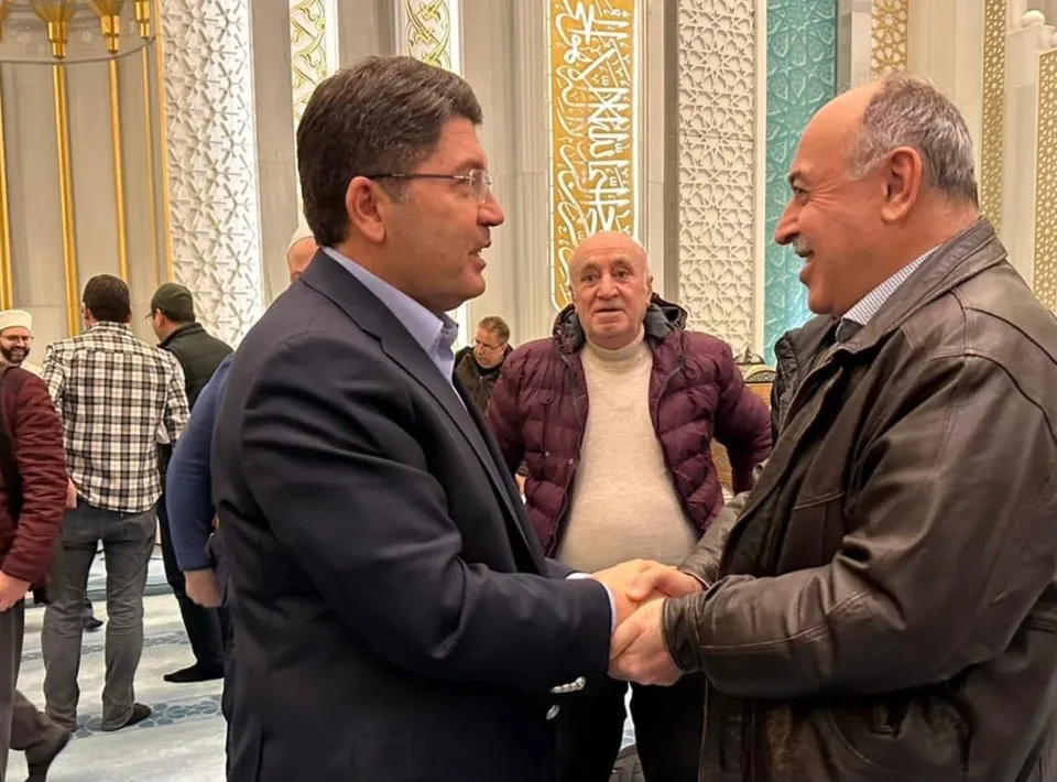 TUNÇ’TAN İLK TERAVİHTE BİRLİK VE KARDEŞLİK MESAJI 