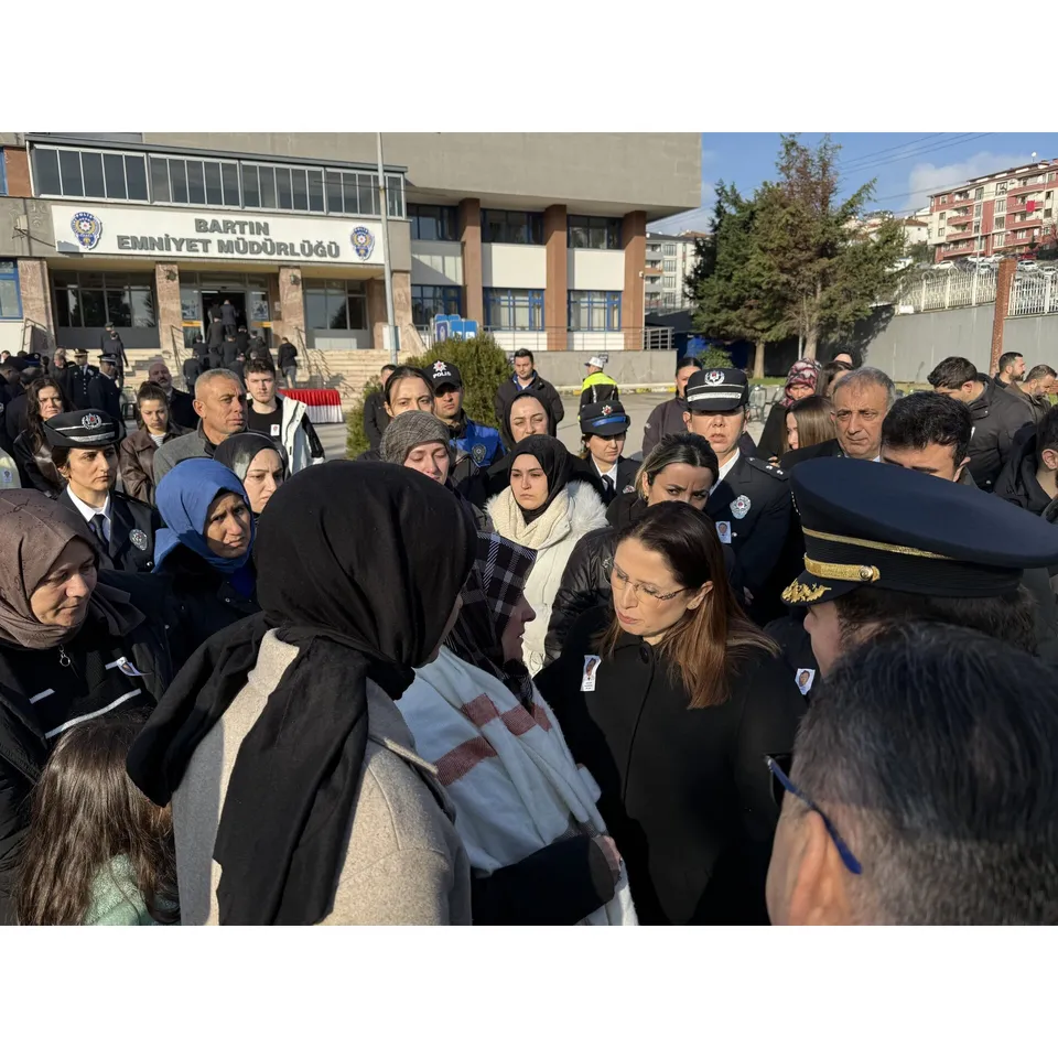 MESAİ ARKADAŞLARINDAN SON GÖREV