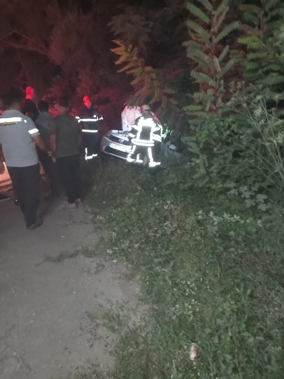 İNKUMU YOLUNDA KORKUTAN KAZA