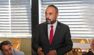 REKTÖR BAKAB TOPLANTISINDA