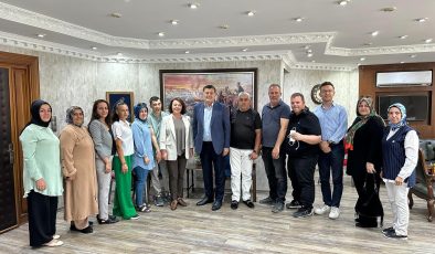 Başkan Yalçınkaya’ya ziyaret