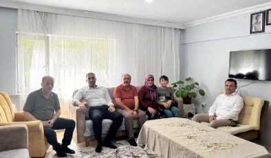 KAYMAKAM’DAN HANE ZİYARETİ 