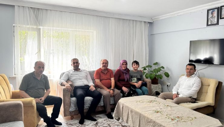 KAYMAKAM’DAN HANE ZİYARETİ 