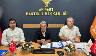AK PARTİ TOPLANDI