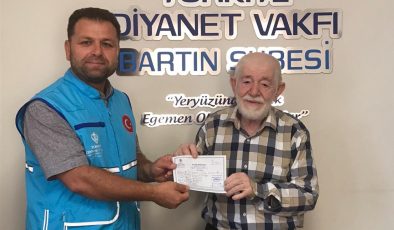 15 Bin Lira Bağışladı