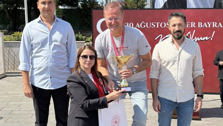 ÖDÜL TÖRENİ GERÇEKLEŞTİRİLDİ