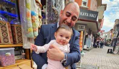 BAŞKANIN ÇOCUK SEVGİSİ