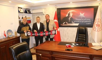 Arıt Kayadibispor’dan İl Müdürü Halil Akkaş’a Ziyaret