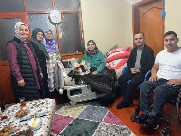 SOSYAL GENÇLİK DERNEĞİ’NDEN ANLAMLI ZİYARET