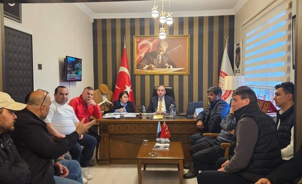 ESNAF ODASINDA HAREKET!