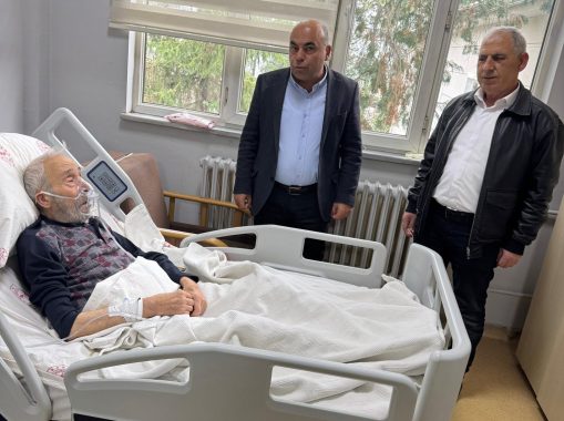 BAŞKANDAN HASTA ZİYARETİ