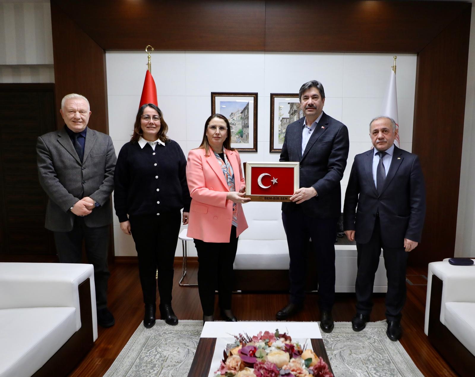 Bem-Bir-Sen Genel Başkanı Bartın’da