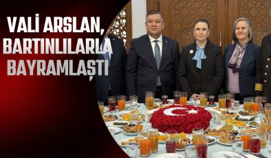 VALİ ARSLAN, BARTINLILARLA BAYRAMLAŞTI