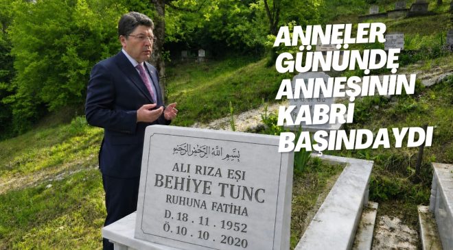 ANNELER GÜNÜNDE ANNESİNİN KABRİ BAŞINDAYDI