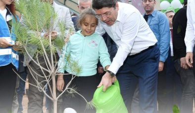 “TEMİZ BİR DÜNYA İÇİN ÇALIŞIYORUZ”