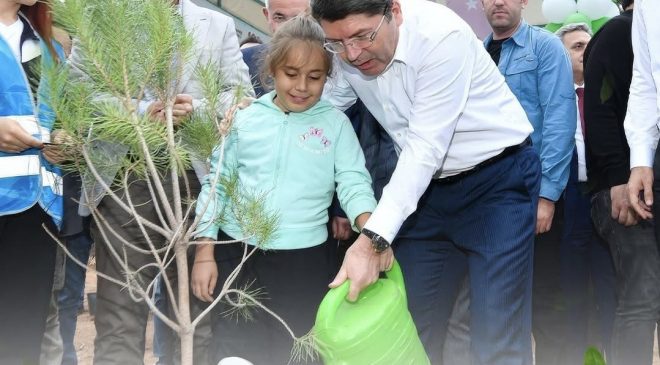 “TEMİZ BİR DÜNYA İÇİN ÇALIŞIYORUZ”