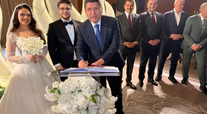 TUNÇ, YEĞENİNİN NİKAH ŞAHİDİ OLDU