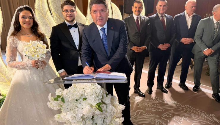 TUNÇ, YEĞENİNİN NİKAH ŞAHİDİ OLDU